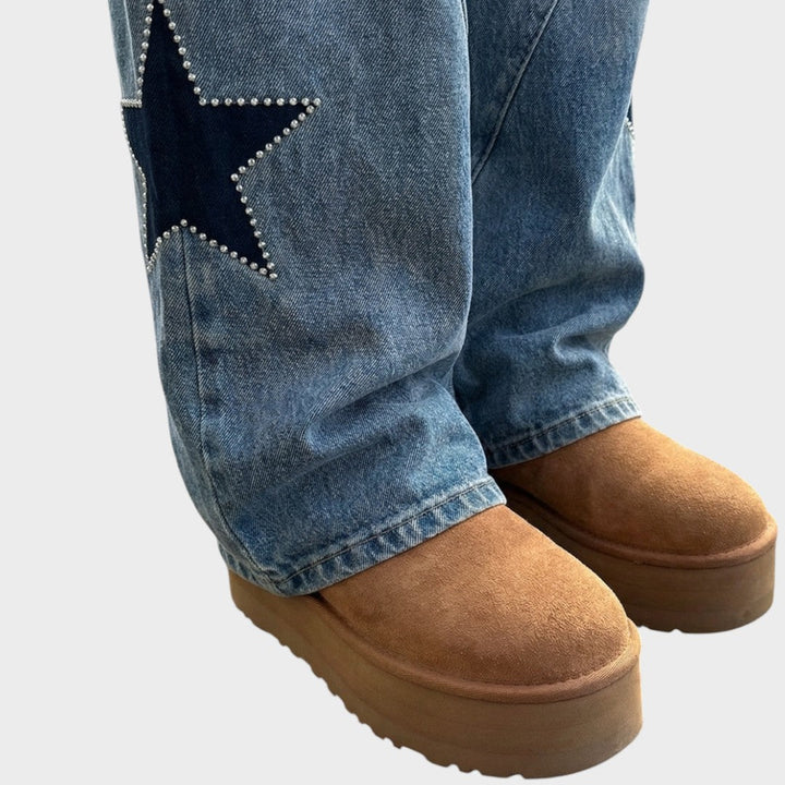 Yolanda | Jean con Apliques de Estrellas y Tiro Alto