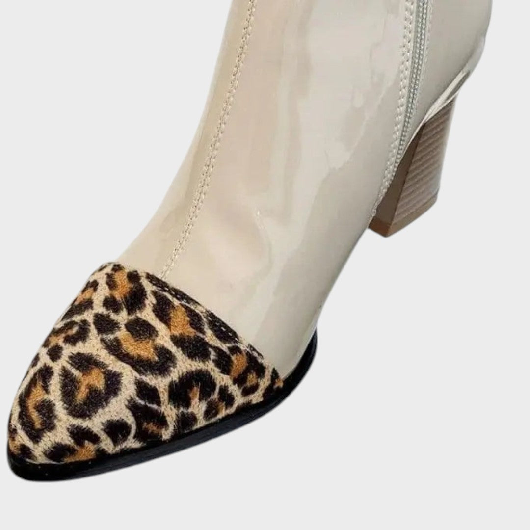 Diva | Botas de Charol con Estampado de Leopardo