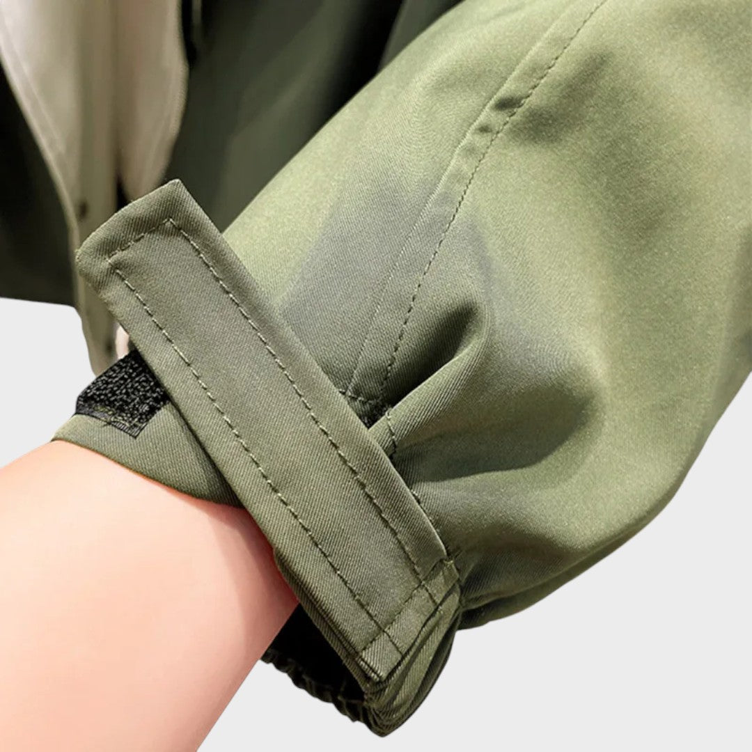 Roxana | Campera Impermeable con Cordón en la Cintura