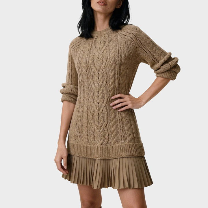 Connie | Vestido Suéter de Punto con Bajo Plisado