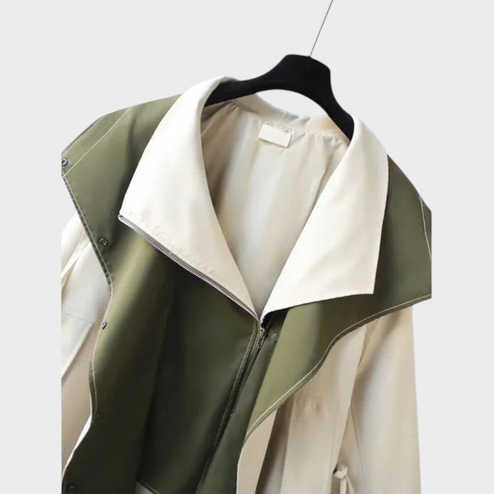 Roxana | Campera Impermeable con Cordón en la Cintura