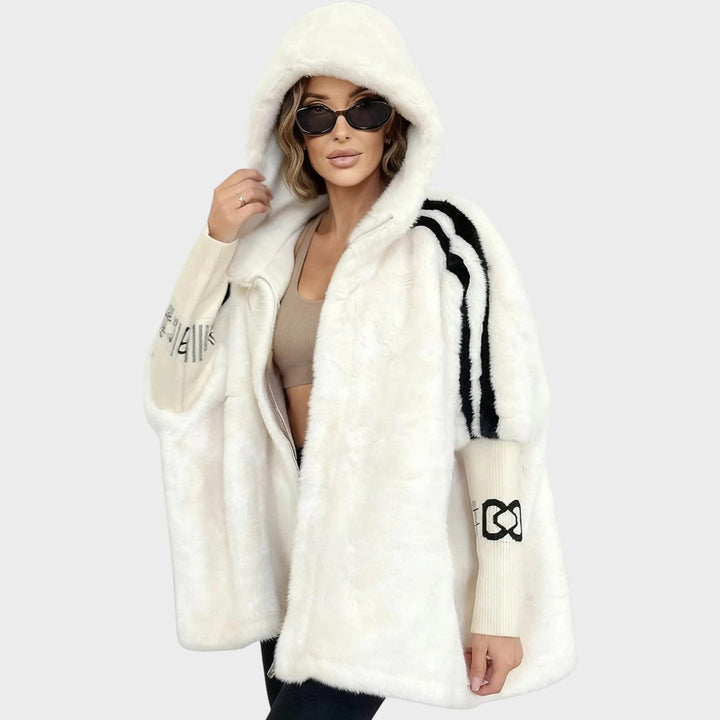 Penélope | Abrigo Oversize de Peluche con Capucha