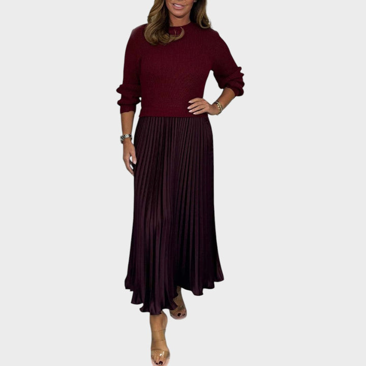 Teodora | Conjunto de Suéter y Pollera Plisada