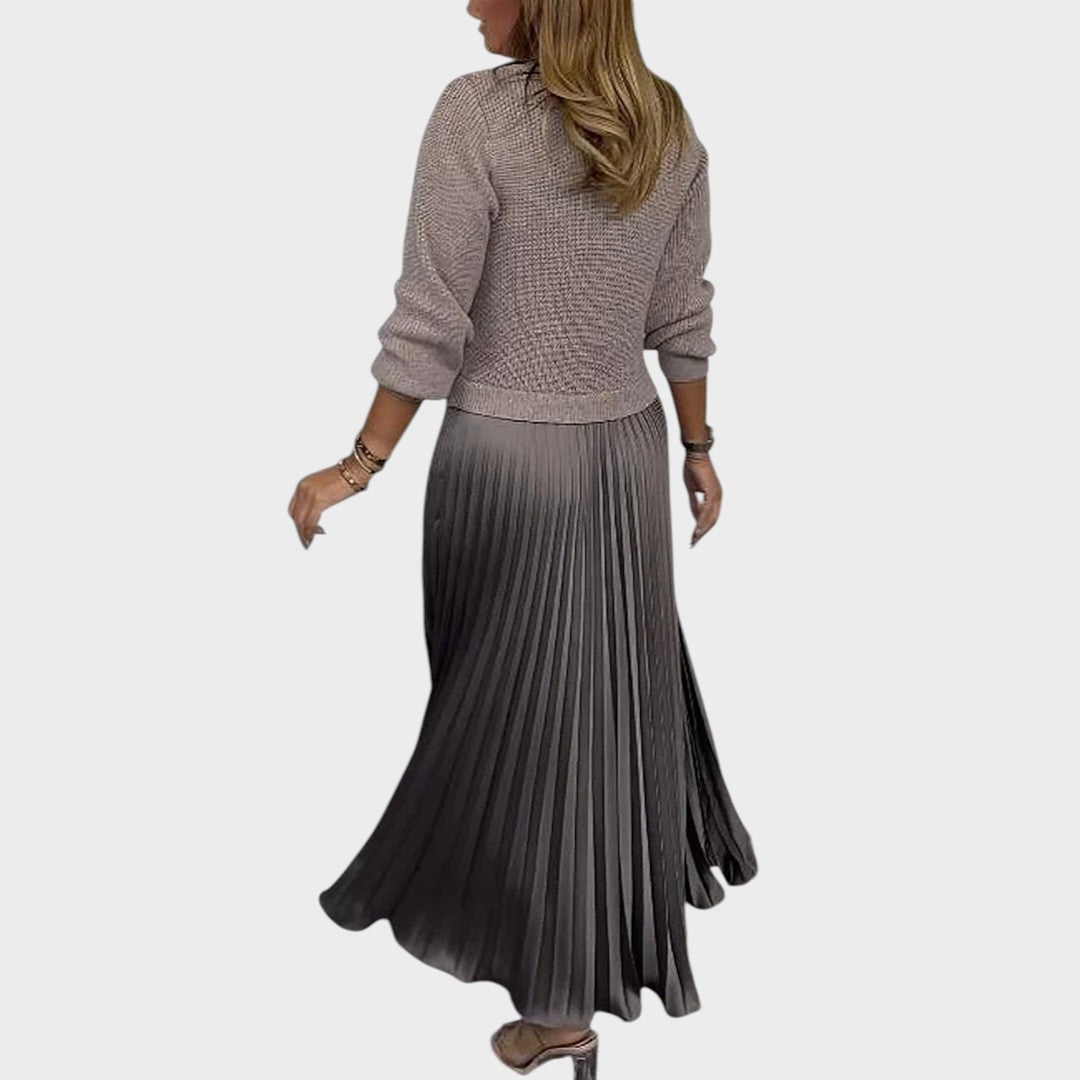 Anabela | Conjunto de Suéter y Pollera Plisada