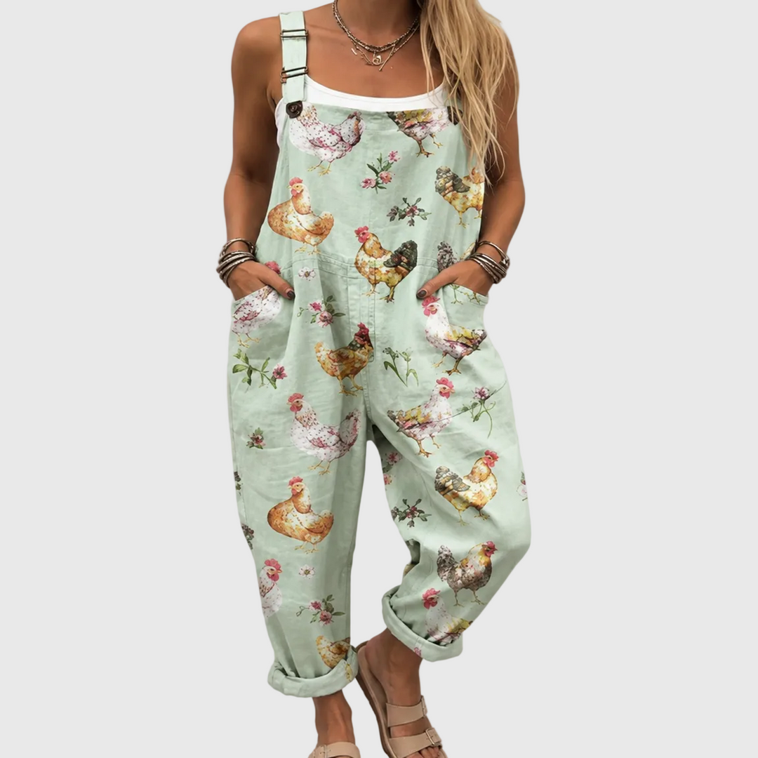 Hannelore | Pantalón de tirantes verde menta con gallinas en acuarela