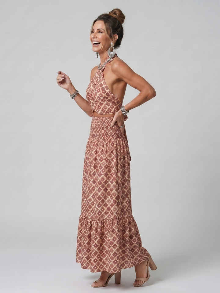 Pilar | Vestido Midi Halter con Estampado Geométrico