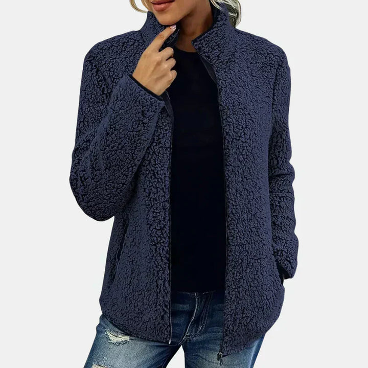 La Xara | La "Chaqueta Teddy" Definitiva para Llevar — Edición Final