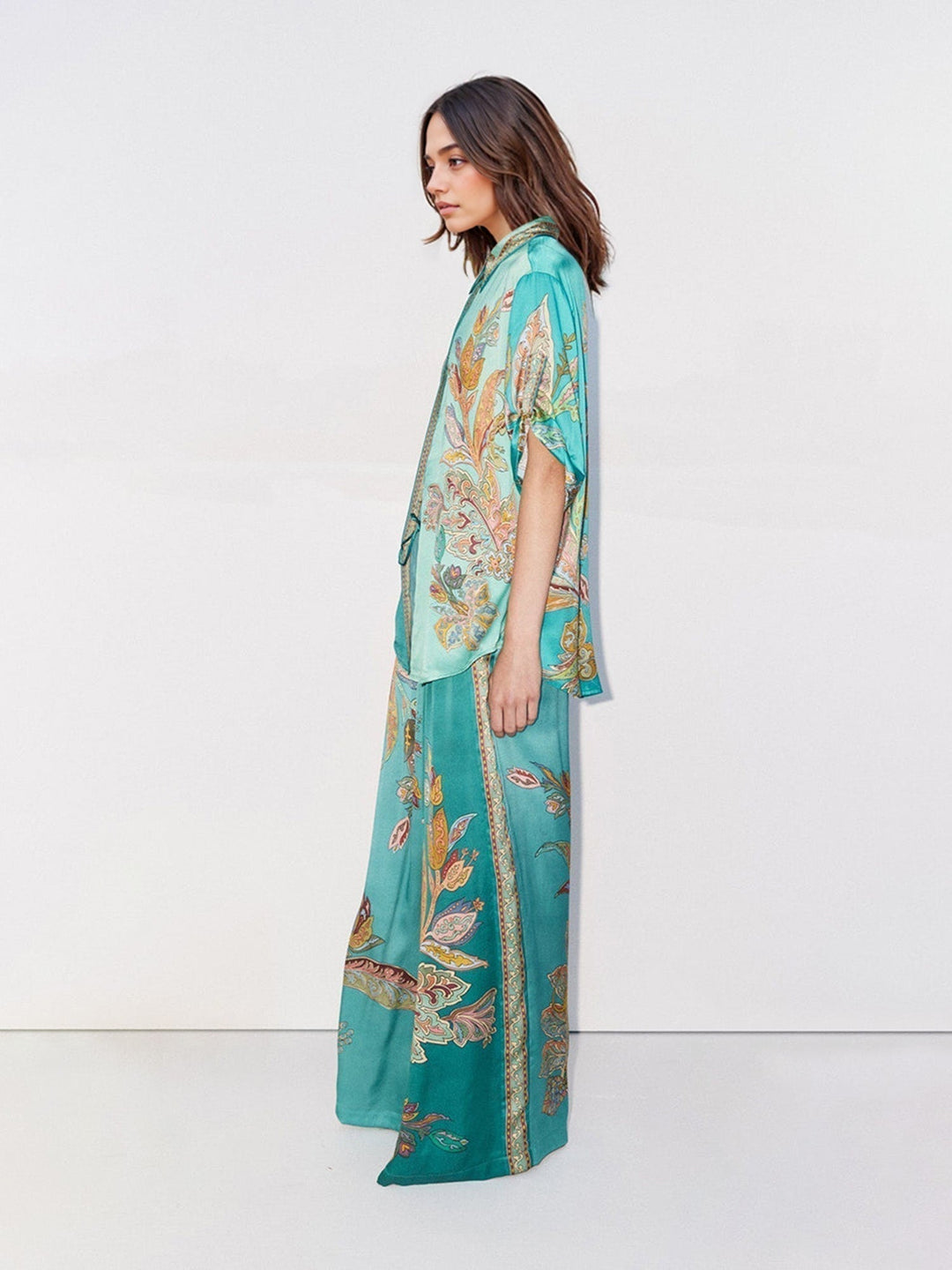 Eliza | Conjunto Elegante de Dos Piezas – Camisa con Estampado Paisley y Pantalones de Pierna Ancha