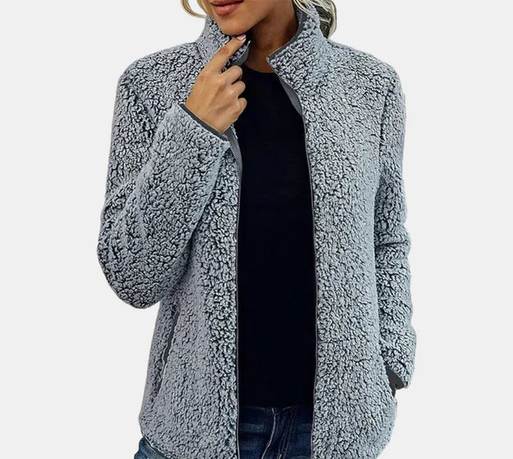 La Xara | La "Chaqueta Teddy" Definitiva para Llevar — Edición Final
