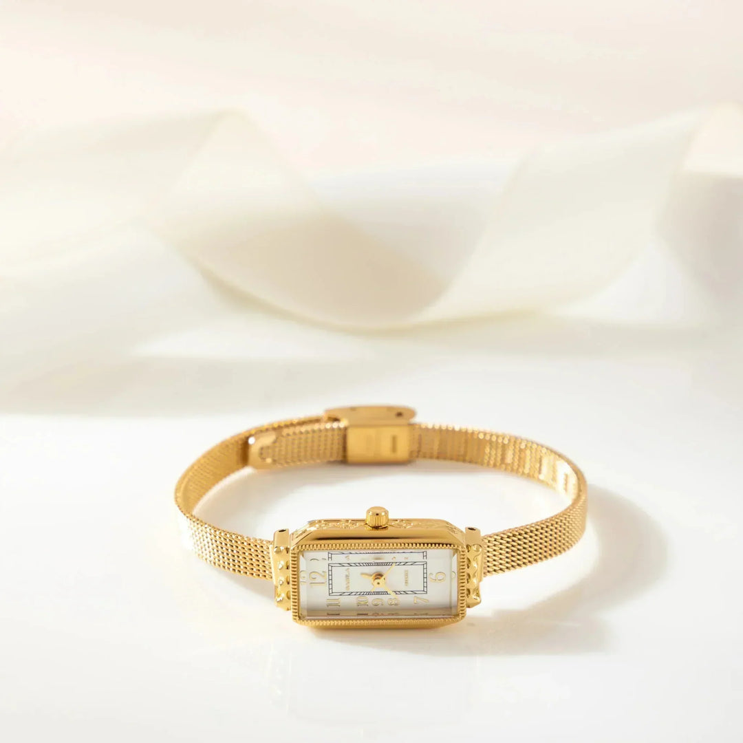 Esther | Reloj con Pulsera Texturizada