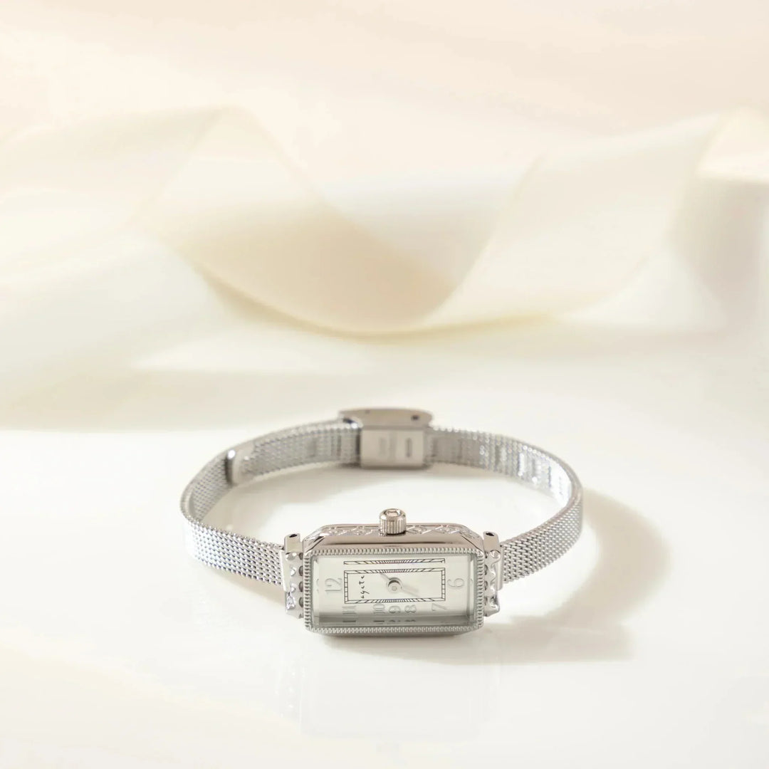 Esther | Reloj con Pulsera Texturizada