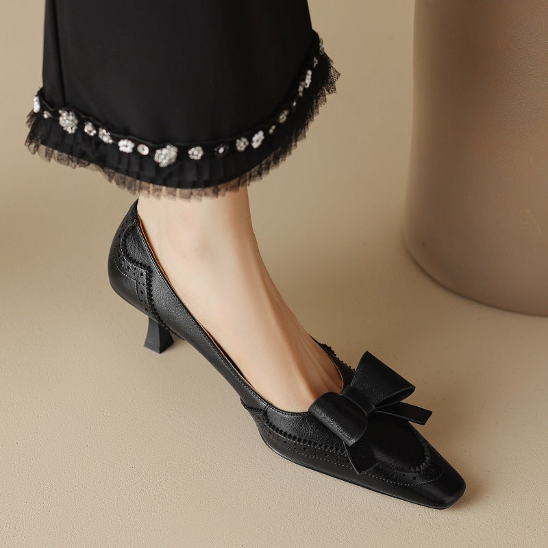 Célora | Pumps con Cinta de Cuero