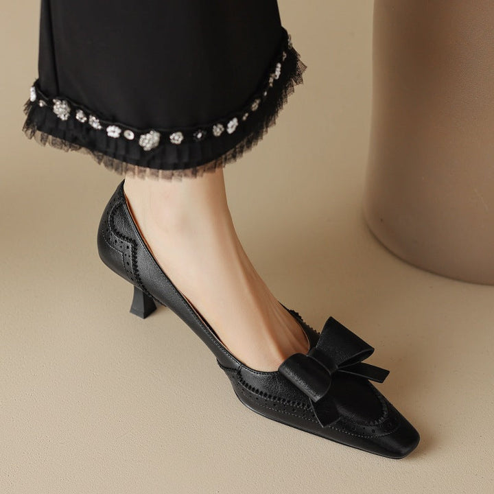 Célora | Pumps con Cinta de Cuero