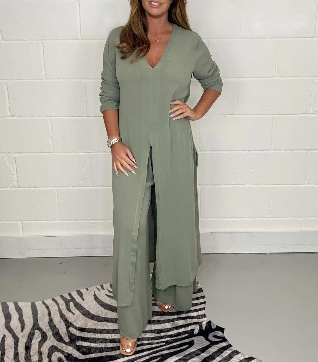 Conjunto de Dos Piezas Cherly Comfy – Blusa Fluida y Pantalones de Pierna Ancha
