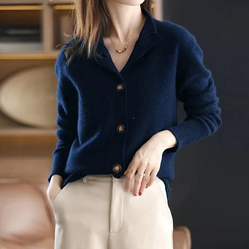 Elara | Cardigan de Botones Luxe