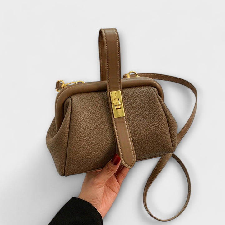 Yvonne | Cartera Retro