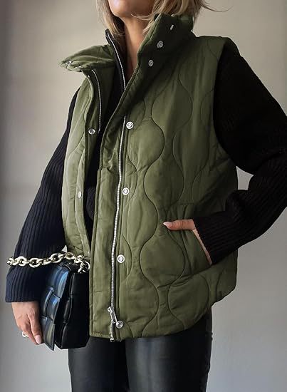Darcy | Chaleco Puffer Ligero y Elegante con Botones