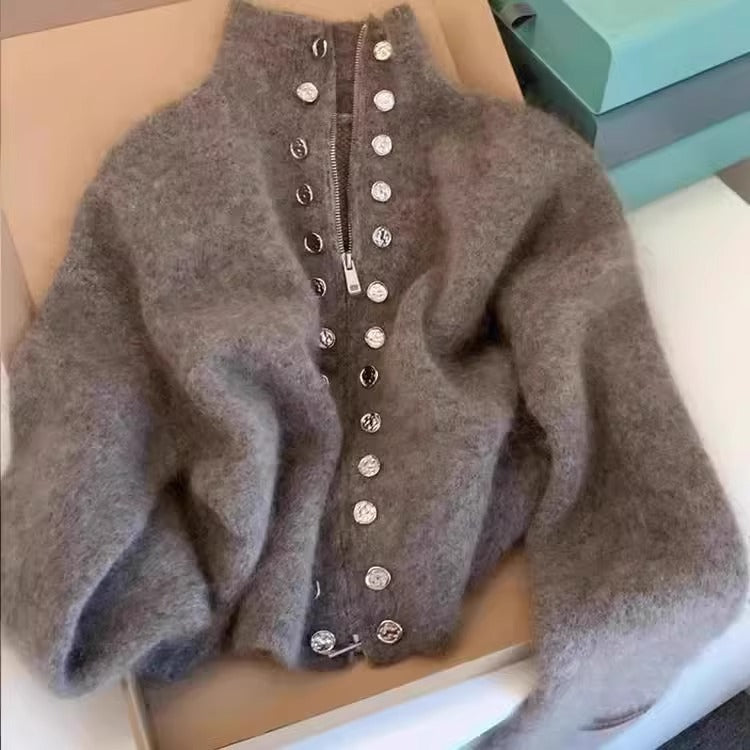 Milana | Cárdigan de Cuello Alto Tejido con Acentos de Botones Falsos