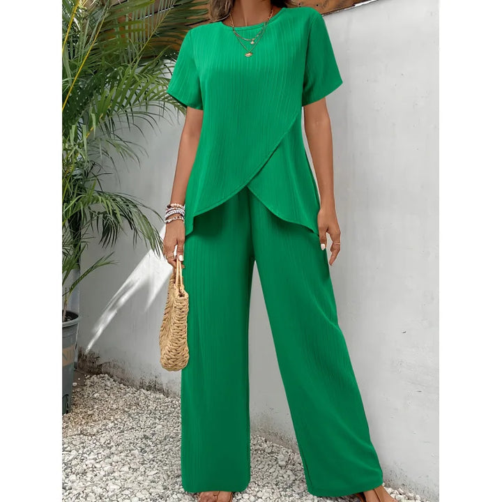 Lorrina | Conjunto Elegante de Dos Piezas Suave – Blusa Asimétrica y Pantalones Relajados