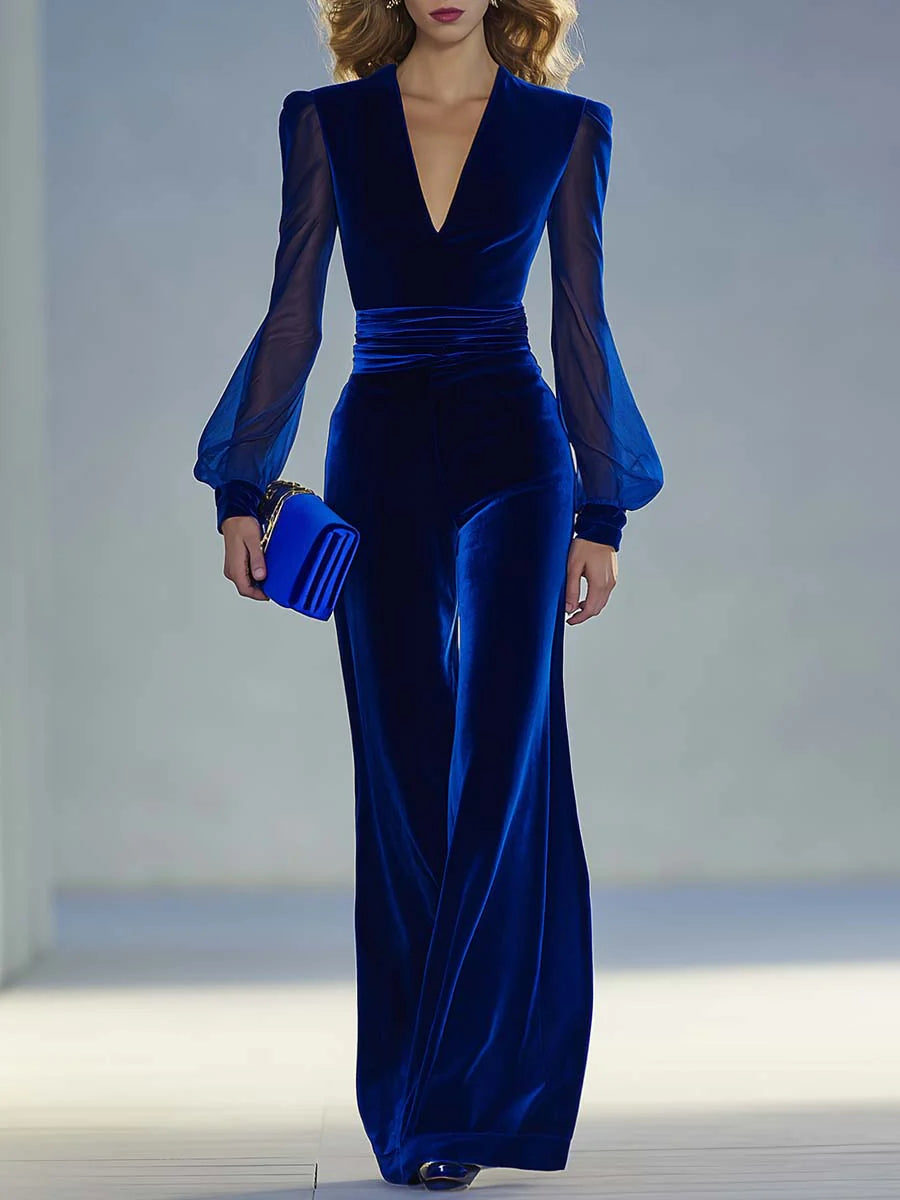 Trisha | Mono Elegante de Ante con Escote en V – Elegancia Moderna