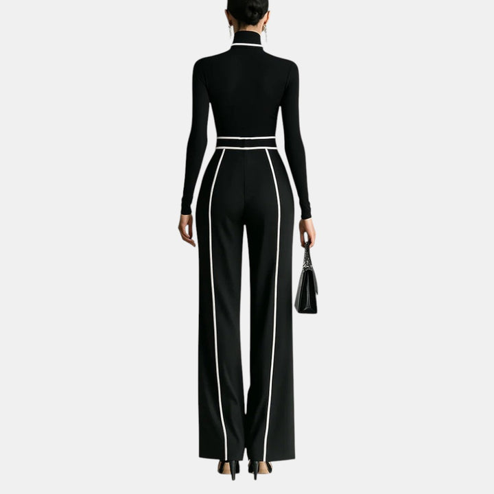 Penélope | Conjunto de Cuello Alto con Detalles Blancos y Pantalón Ancho