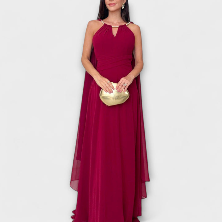 Zoe | Vestido Largo con Capa y Tajo Alto