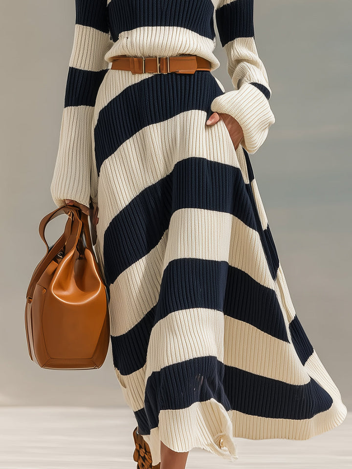 Lucrecia | Vestido Maxi de Punto con Rayas Marineras