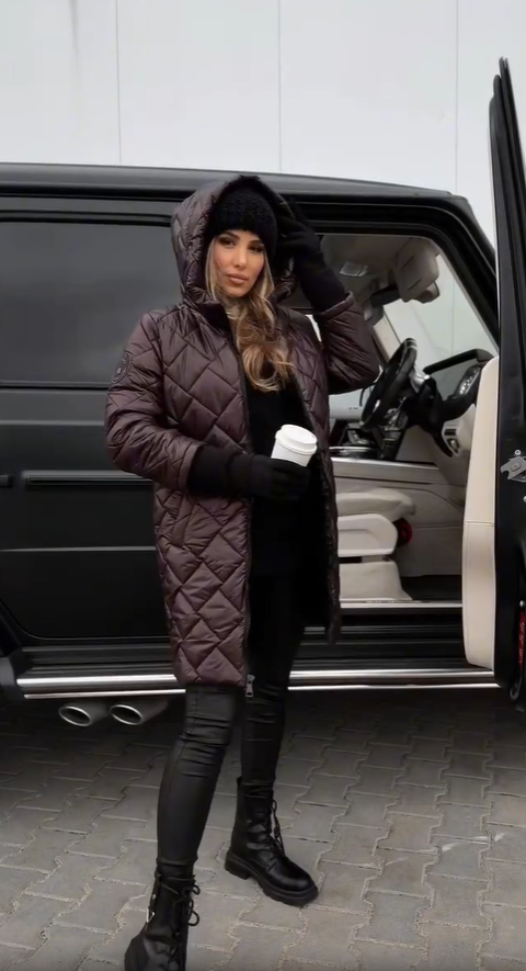 Bogna | Abrigo de invierno elegante acolchado con capucha