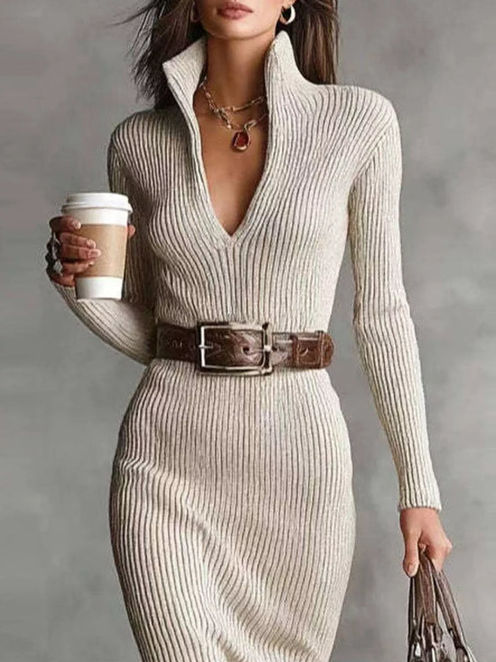 Nidia | Vestido Midi de Punto con Cuello Alto