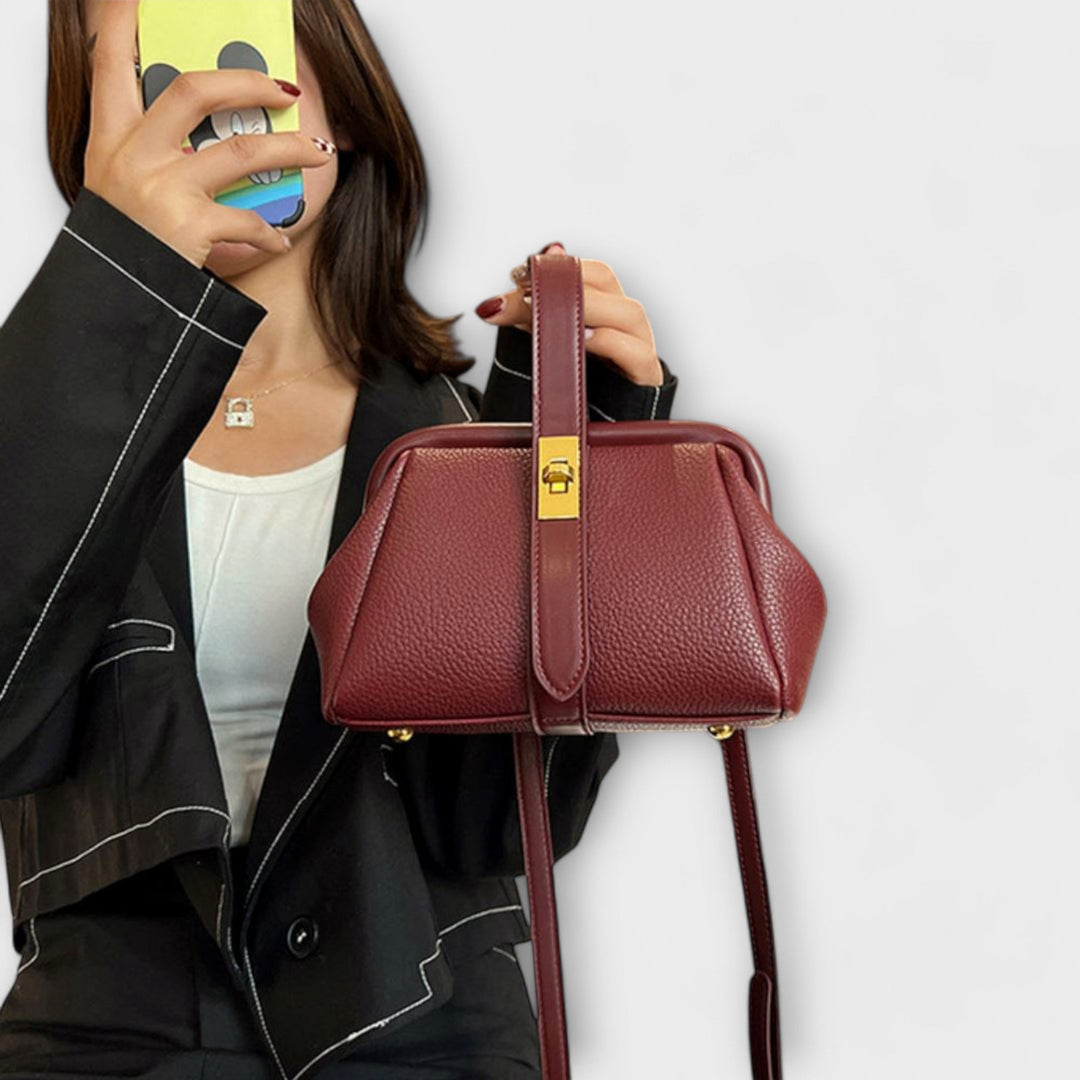 Yvonne | Cartera Retro