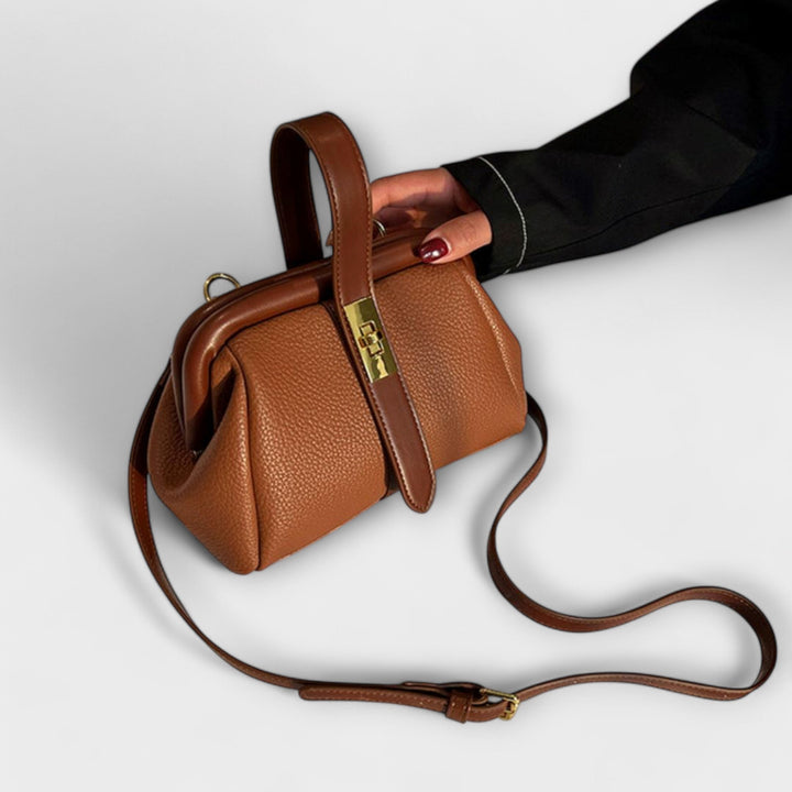 Yvonne | Cartera Retro