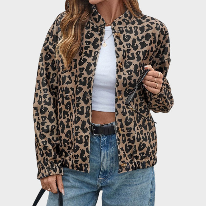 Lucrecia | Campera Bomber con Estampado Leopardo