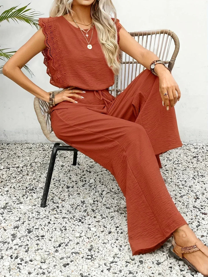 Conjunto Elegante de Dos Piezas Zella – Top con Encaje y Pantalones de Pierna Ancha