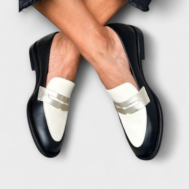 Xara | Mocasines metálicos negros