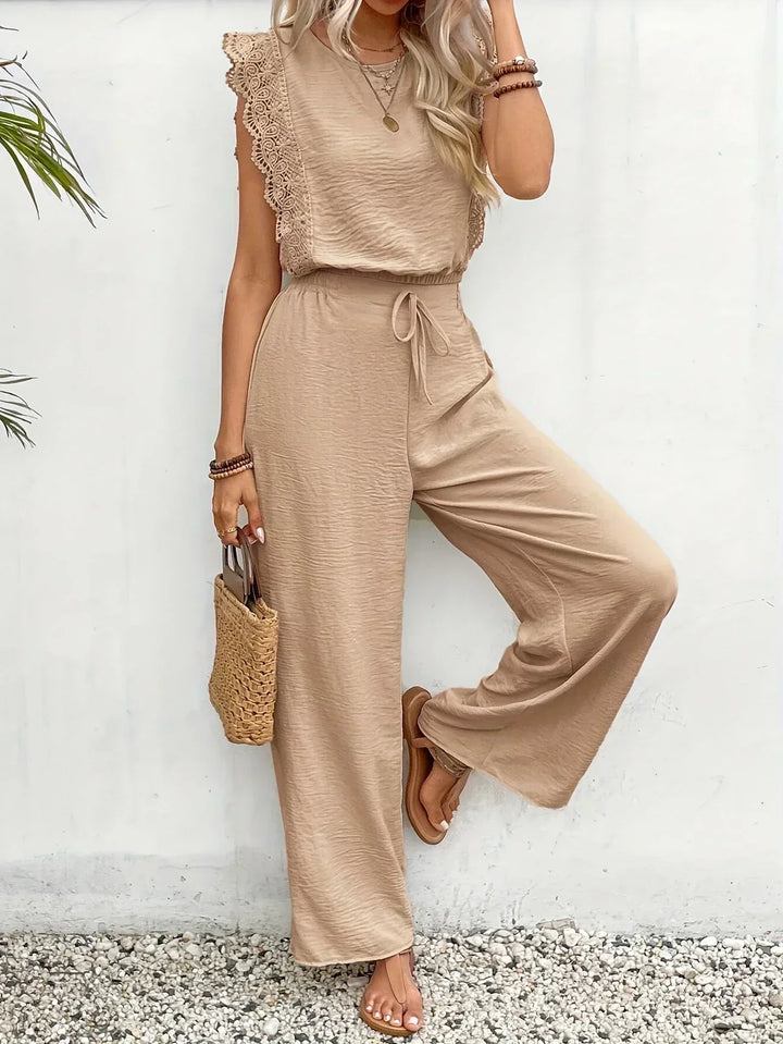 Conjunto Elegante de Dos Piezas Zella – Top con Encaje y Pantalones de Pierna Ancha
