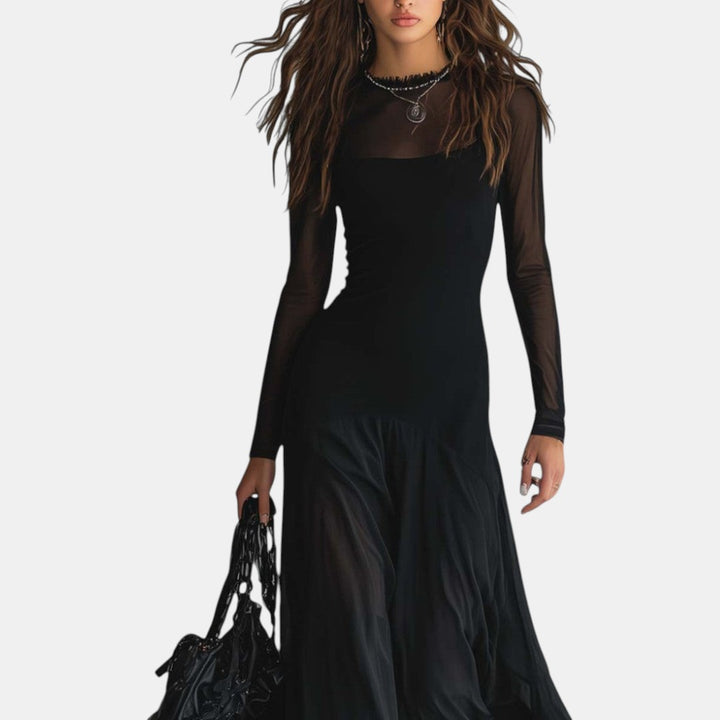 Zaira | Vestido Largo Fluido Negro de Tul con Patchwork