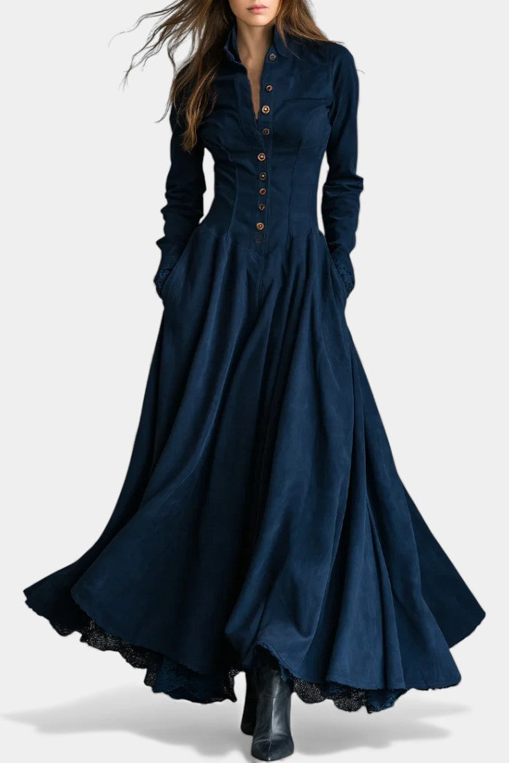 Trinidad | Vestido Largo de Ante con Cuello y Detalles de Encaje