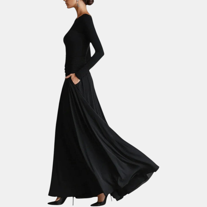 Vicenta | Vestido Largo Plisado de Crepé Negro