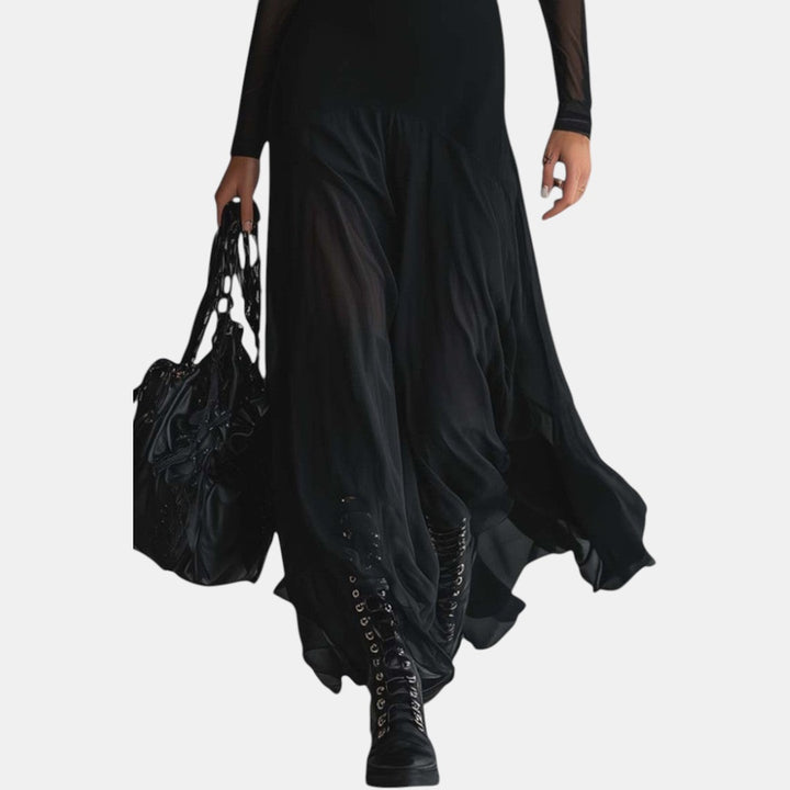 Zaira | Vestido Largo Fluido Negro de Tul con Patchwork