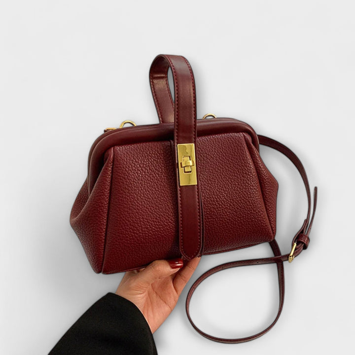 Yvonne | Cartera Retro