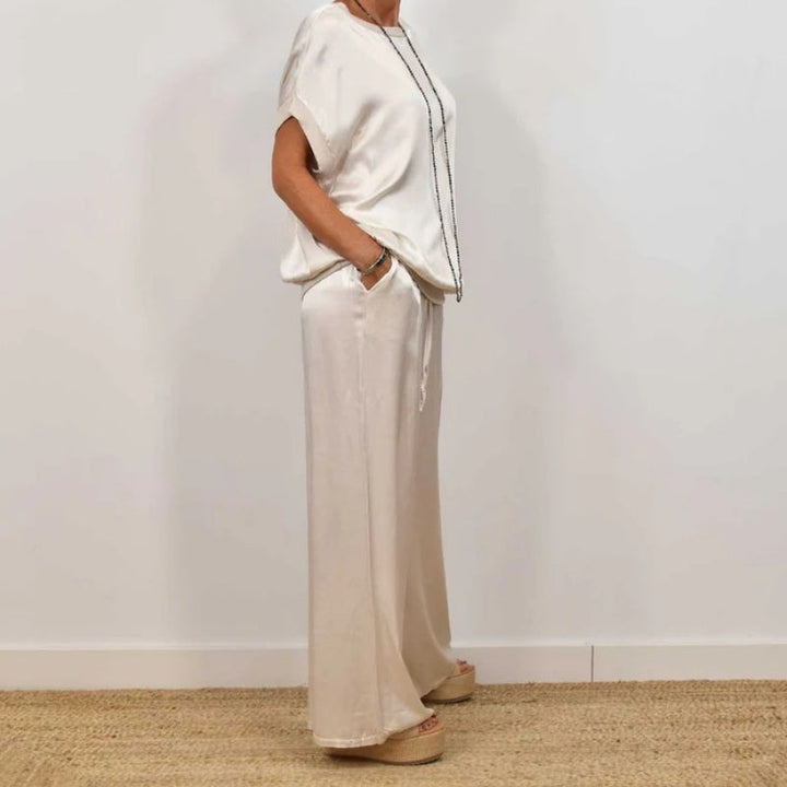 Rita | Conjunto Elegante de Dos Piezas – Blusa Fluida y Pantalones de Pierna Ancha