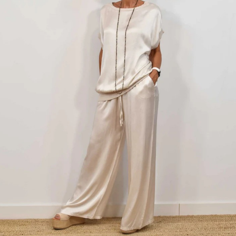 Rita | Conjunto Elegante de Dos Piezas – Blusa Fluida y Pantalones de Pierna Ancha