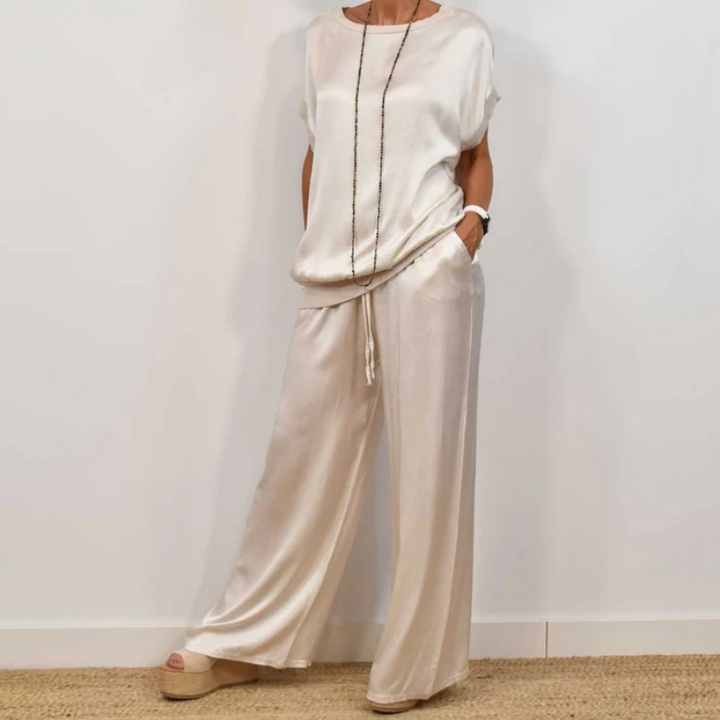 Rita | Conjunto Elegante de Dos Piezas – Blusa Fluida y Pantalones de Pierna Ancha